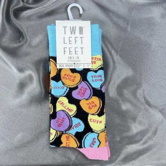 Two Left Feet Women’s Socks Bittersweet Conversation Hearts Valentines Big Feet - Picture 1 of 5